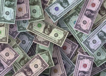 Compound Interest: The Secret to Long-Term Wealth